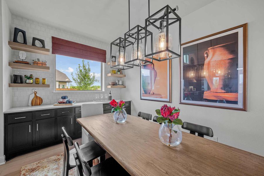 The Caroline - Dining The Caroline - Dining