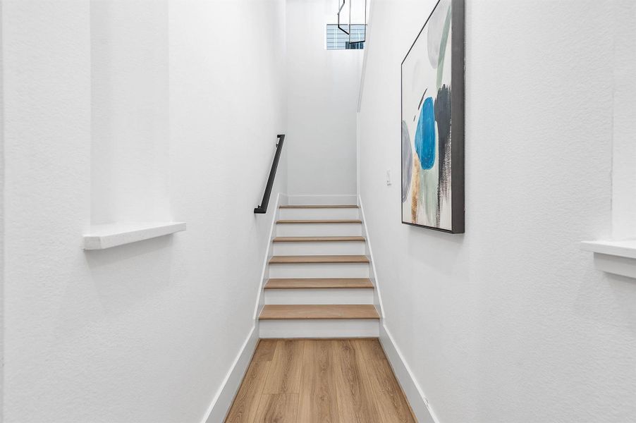 Spacious, unfurnished interior of a new home in , Houston (Image 23).