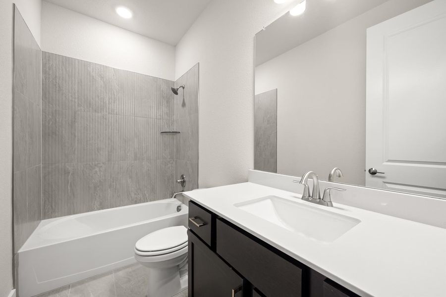 Furnished interior view inside a new home in Discovery Collection at Bridgewater, Midlothian (Image 10).