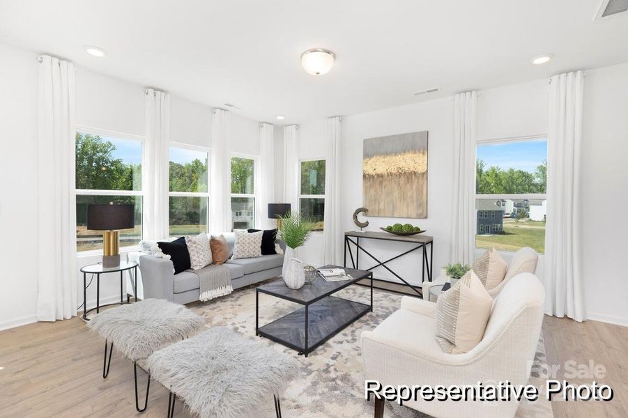 Furnished interior view inside a new home in Eagles Crest, Pageland (Image 8). Furnished interior view inside a new home in Eagles Crest, Pageland (Image 8).