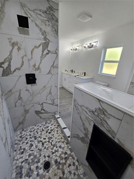 Furnished interior view inside a new home in , Ocala (Image 6).