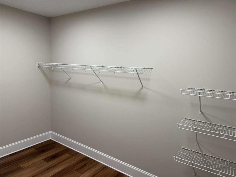Spacious, unfurnished interior of a new home in , Mansfield (Image 22).
