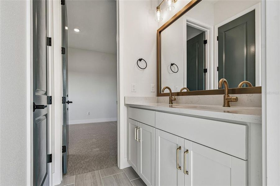 Furnished interior view inside a new home in Palmera Wellen Park - Classic Series, Venice (Image 10).