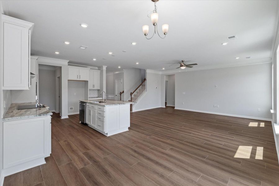 Spacious, unfurnished interior of a new home in Oakley Pointe, Moncks Corner (Image 26).