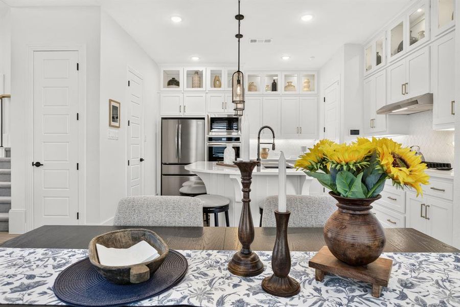 The crown jewel of the home is the kitchen...let's go look. The crown jewel of the home is the kitchen...let's go look.