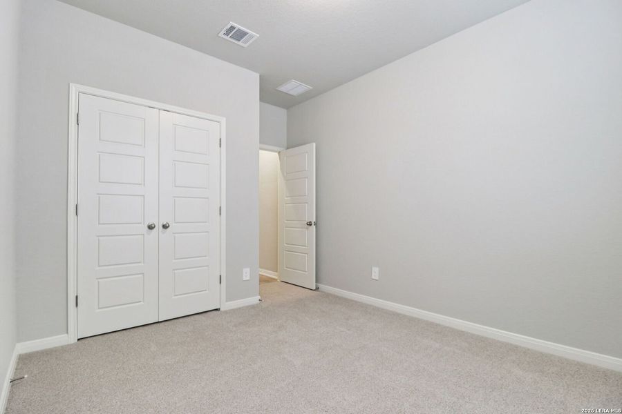 Spacious, unfurnished interior of a new home in Kallison Ranch, San Antonio (Image 17).