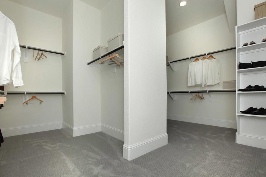The Lauren II Walk-in Closet The Lauren II Walk-in Closet