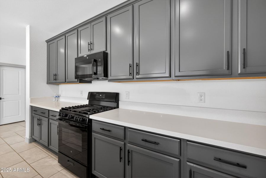 12_6x7a8266 12_6x7a8266