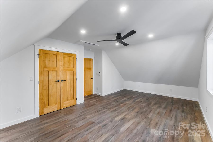 Spacious, unfurnished interior of a new home in , Newland (Image 32). Spacious, unfurnished interior of a new home in , Newland (Image 32).