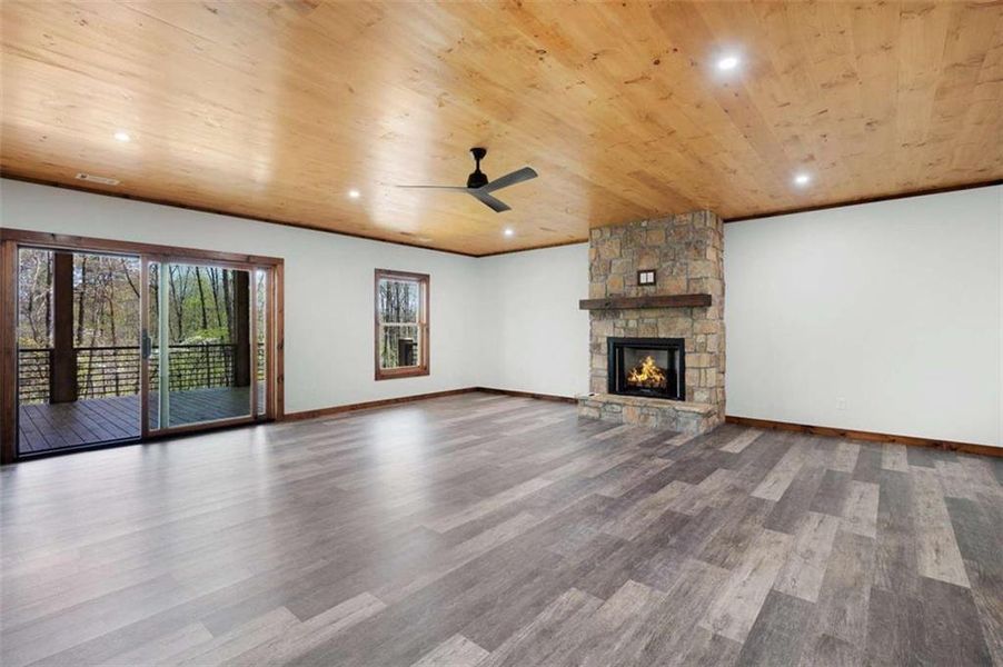 Spacious, unfurnished interior of a new home in , Mineral Bluff (Image 33).