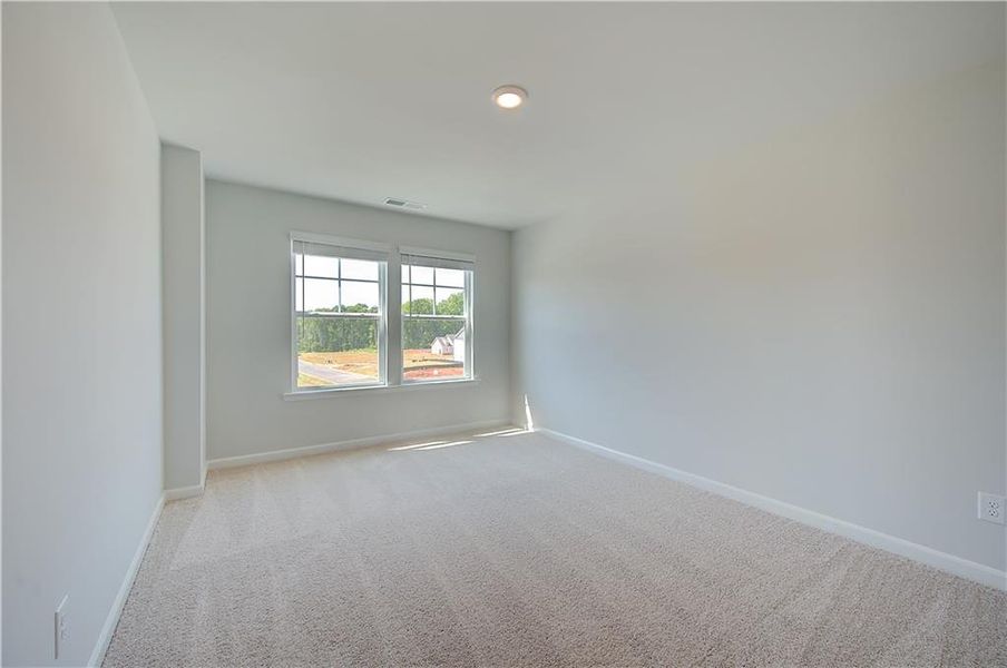 Spacious, unfurnished interior of a new home in Bowers Farm, McDonough (Image 20).