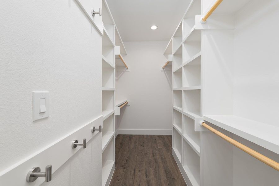 Spacious, unfurnished interior of a new home in , Austin (Image 20).