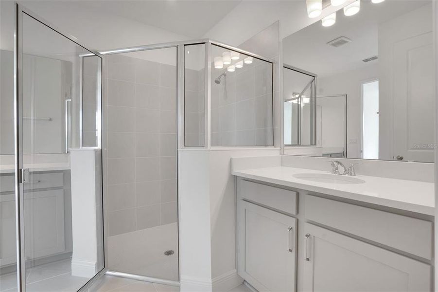 Furnished interior view inside a new home in Reserve at Hammock Oaks, Lady Lake (Image 10).