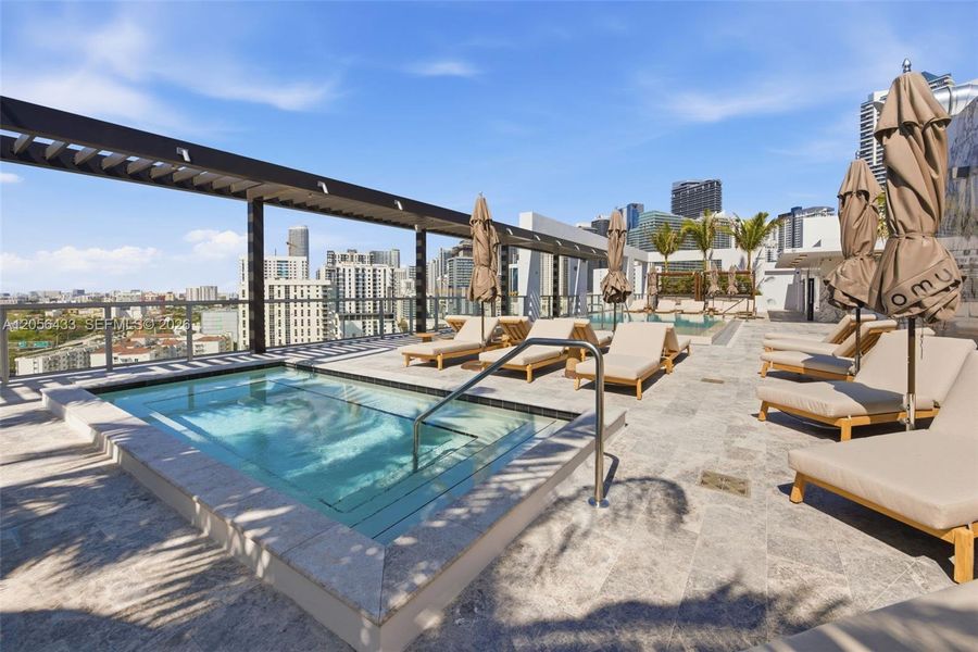 Community amenities in Domus Brickell Park, Miami (Image 22).
