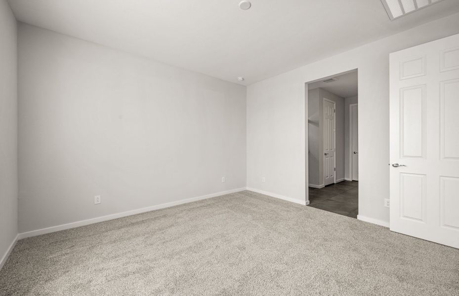 Spacious, unfurnished interior of a new home in Blossom Rock, Apache Junction (Image 15).