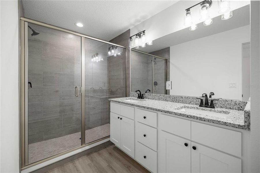 Furnished interior view inside a new home in , Dunnellon (Image 5).