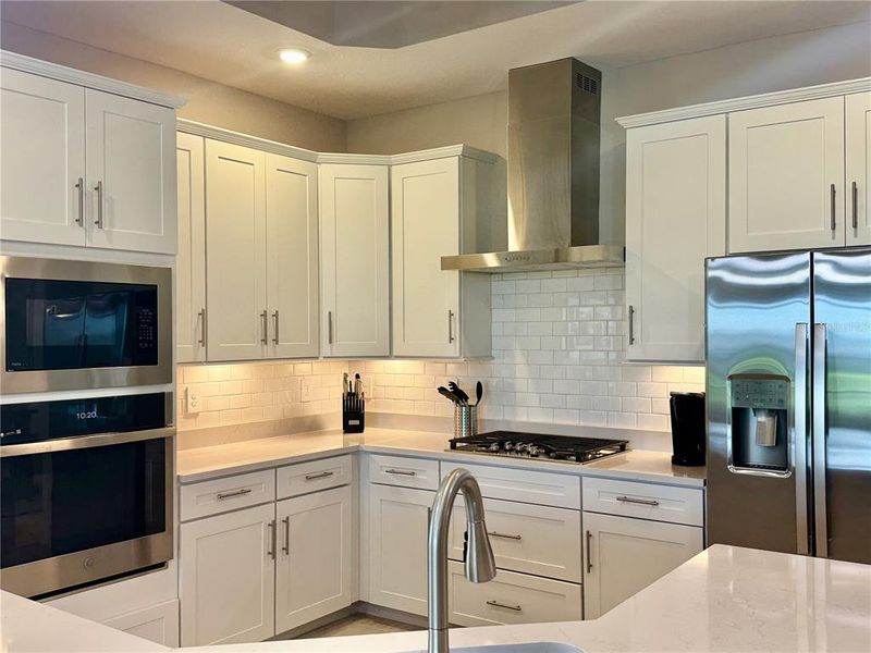 Furnished interior view inside a new home in , Lakewood Ranch (Image 13).
