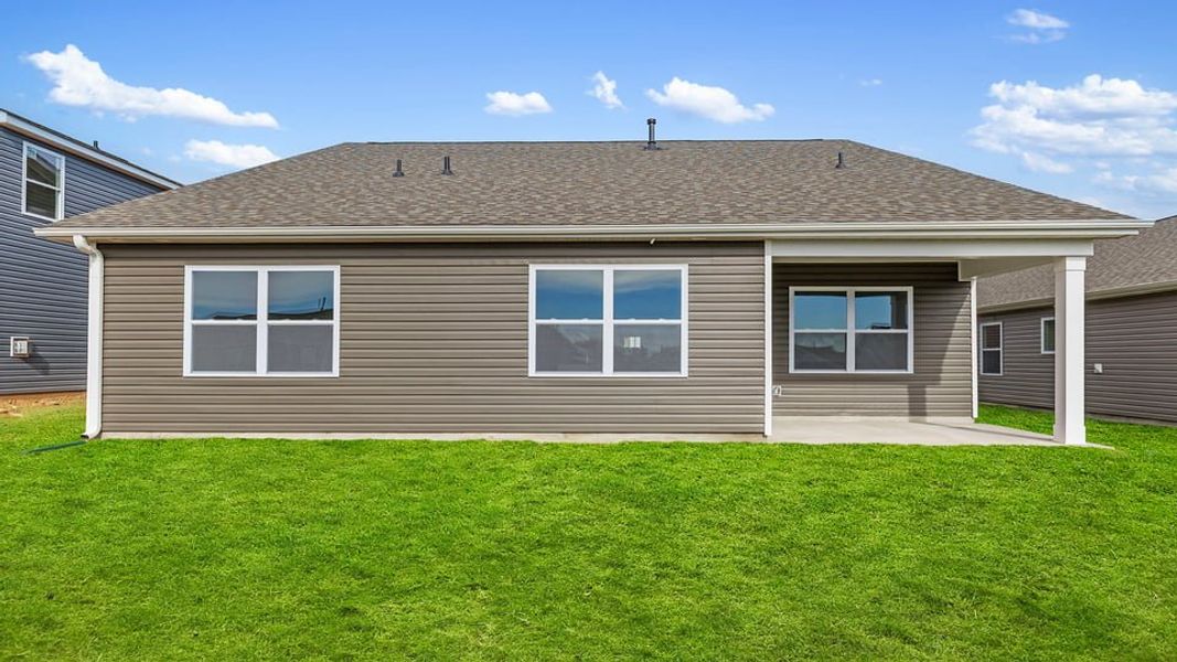 Exterior details and patio area of a home in Baxter Village, Boiling Springs (Image 2).
