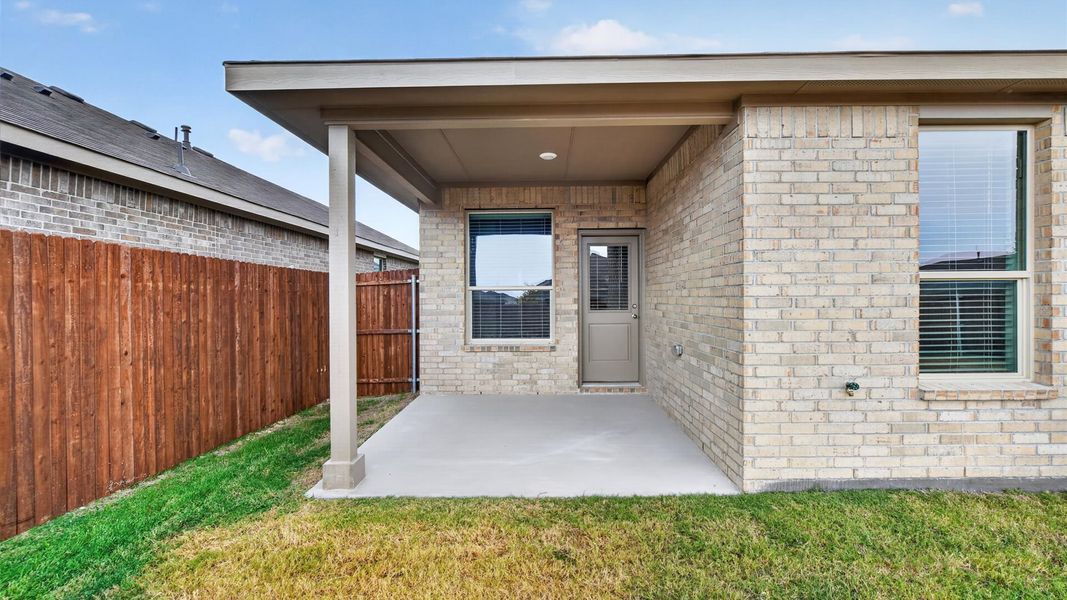 Exterior details and patio area of a home in Legado, Cleburne (Image 22). Exterior details and patio area of a home in Legado, Cleburne (Image 22).