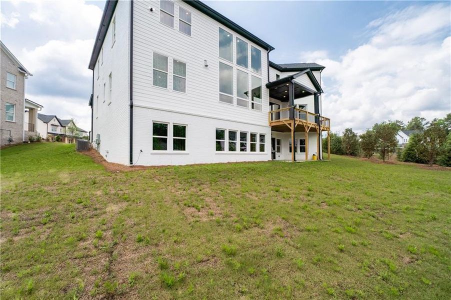 Exterior details and patio area of a home in , Alpharetta (Image 23).
