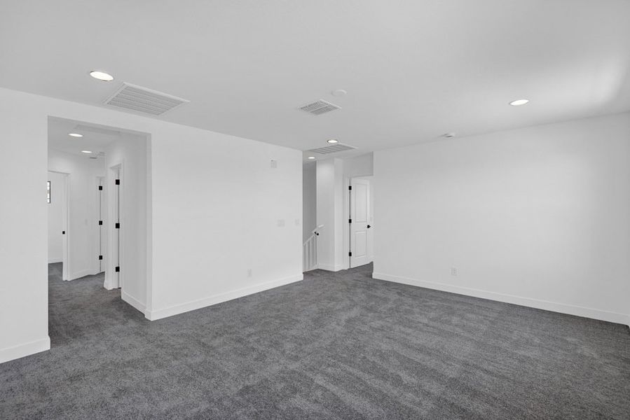 Representative unfurnished interior of a home built from the Winsor by Taylor Morrison in Stonehaven Discovery Collection, Glendale (Image 22).