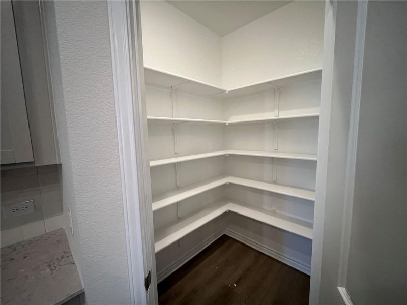 Image 37 of a home in Lariat.