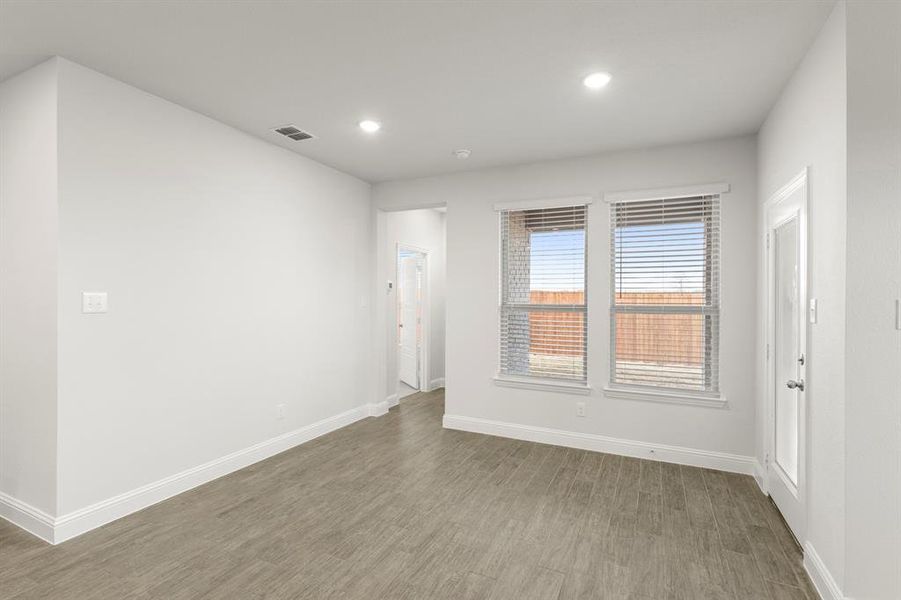 12. 125 Meadow - Dining