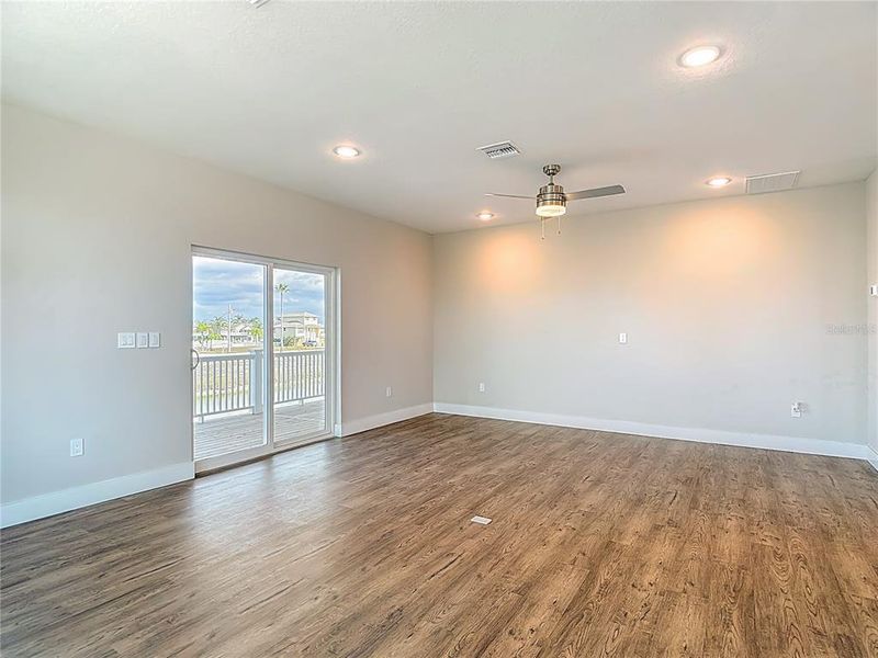 Spacious, unfurnished interior of a new home in , Hernando Beach (Image 41).
