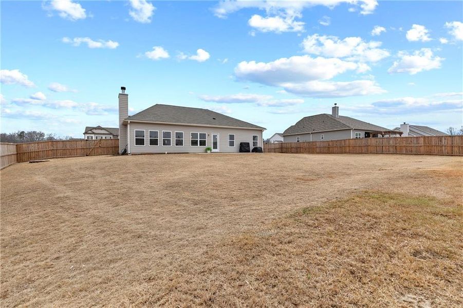 Exterior details and patio area of a home in Laurel Cove, Hoschton (Image 24).