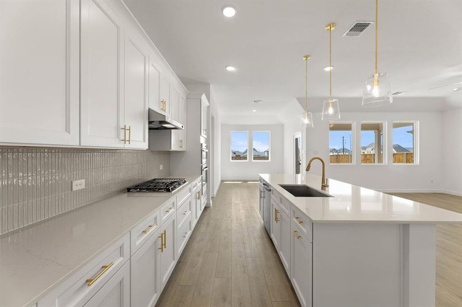 712 Tyronza-Kitchen-3
