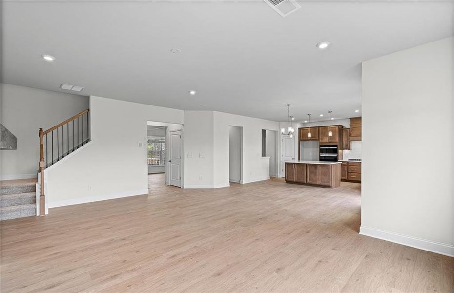 Spacious, unfurnished interior of a new home in Sierra Creek, Hoschton (Image 41).