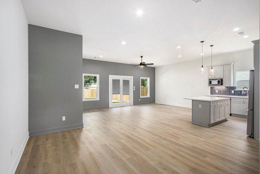 Image 23 of a home in . Image 23 of a home in .