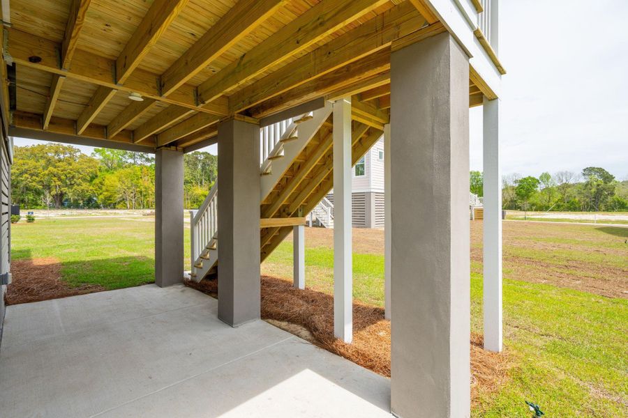 Exterior details and patio area of a home in Miller's Crossing, Johns Island (Image 39).