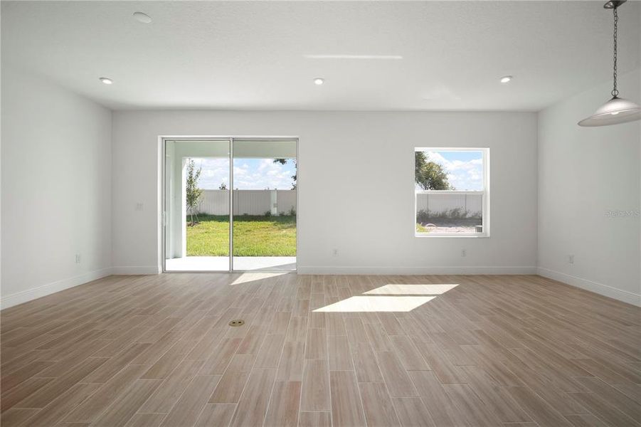 Spacious, unfurnished interior of a new home in Fieldstone, Plant City (Image 13). Spacious, unfurnished interior of a new home in Fieldstone, Plant City (Image 13).