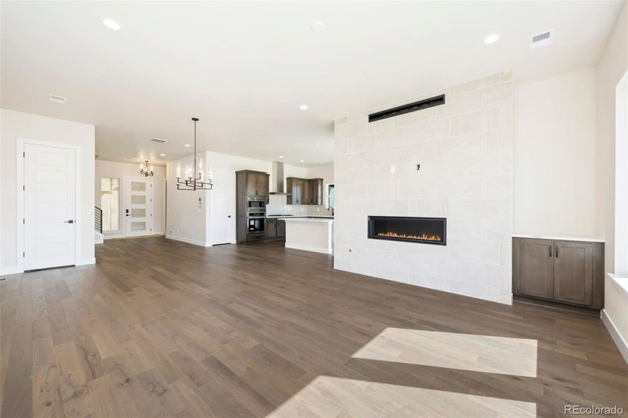 Spacious, unfurnished interior of a new home in Pelican Shores at Water Valley, Windsor (Image 13).