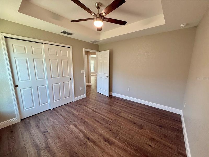 Spacious, unfurnished interior of a new home in , Ocala (Image 27).