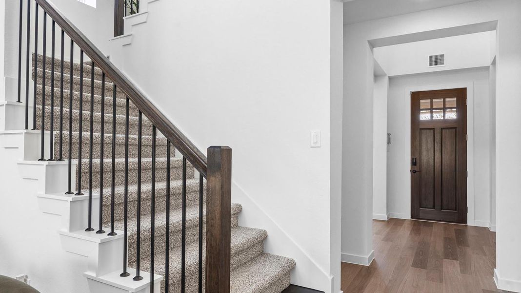 Image 23 representing the Chloe by D.R. Horton in Alexander 55' Homesites, Pearland, TX. Image 23 representing the Chloe by D.R. Horton in Alexander 55' Homesites, Pearland, TX.