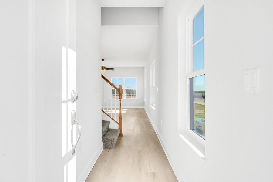 Representative unfurnished interior of a home built from the Plan 1817 by Adams Homes in Pine Top, Cantonment (Image 13).