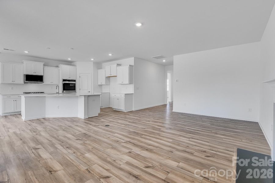 Spacious, unfurnished interior of a new home in Roselyn, Lancaster (Image 15). Spacious, unfurnished interior of a new home in Roselyn, Lancaster (Image 15).