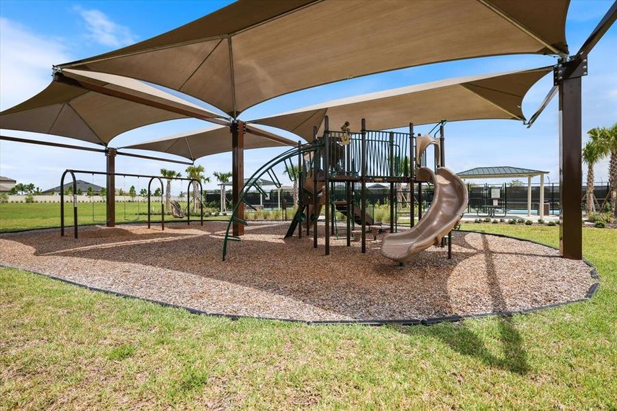 Community amenities in , Palmetto (Image 48).