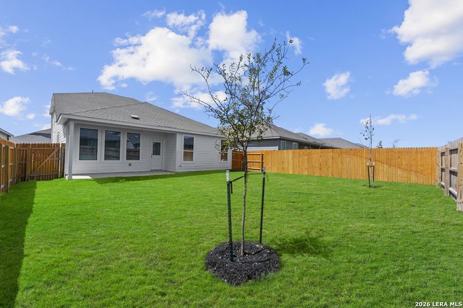 Exterior details and patio area of a home in Espada, San Antonio (Image 2).