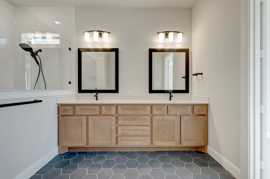 Owner's Bath Owner's Bath