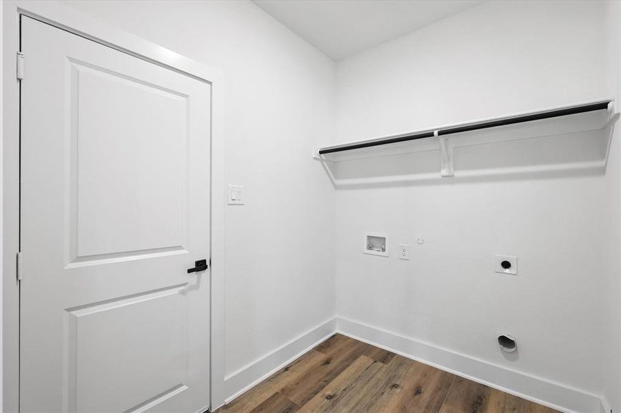 Spacious Utility Room