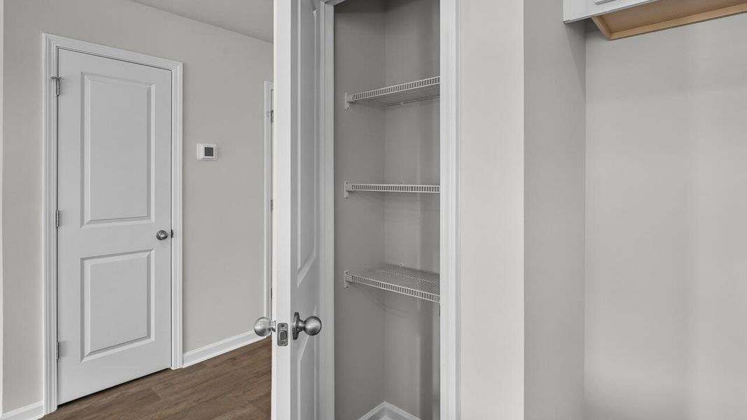 Image 40 of a home in Waterside Townhomes.