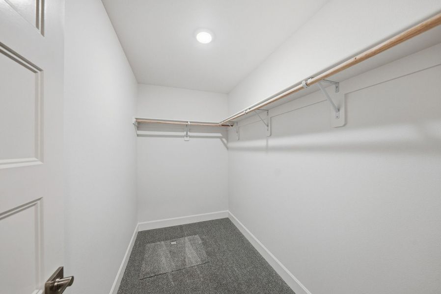 Spacious, unfurnished interior of a new home in Feather Ridge, Redmond (Image 19). Spacious, unfurnished interior of a new home in Feather Ridge, Redmond (Image 19).