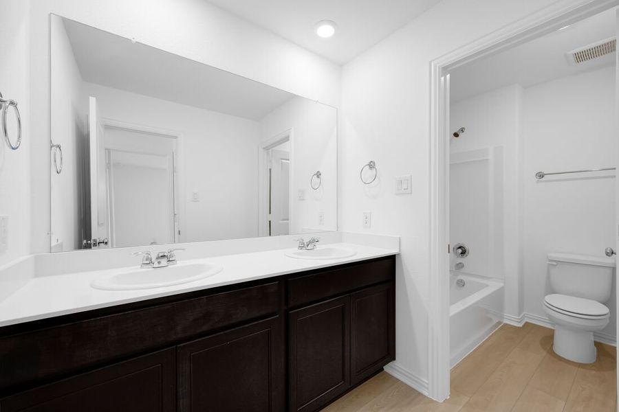 Furnished interior view inside a new home in River Ridge, Crandall (Image 7). Furnished interior view inside a new home in River Ridge, Crandall (Image 7).