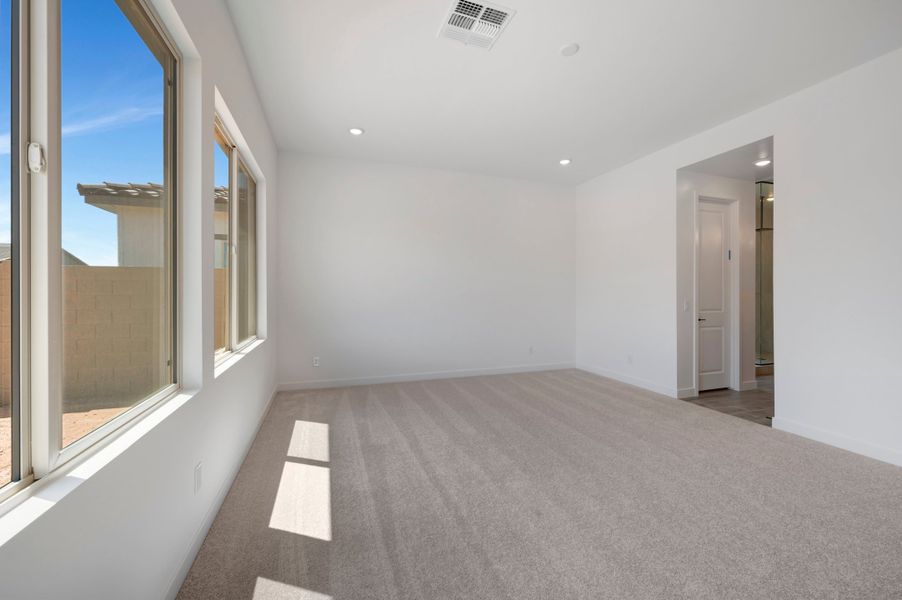 Spacious, unfurnished interior of a new home in Blossom Rock, Apache Junction (Image 28). Spacious, unfurnished interior of a new home in Blossom Rock, Apache Junction (Image 28).