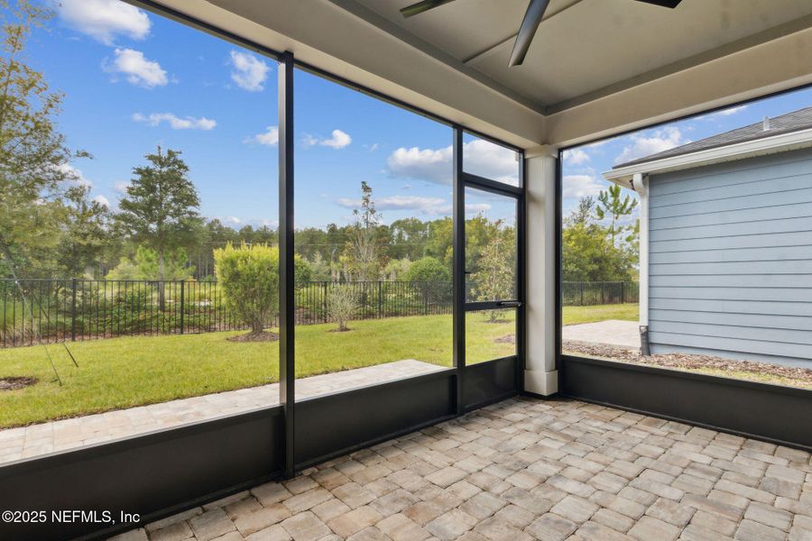 Image 14 of a home in Del Webb Wildlight. Image 14 of a home in Del Webb Wildlight.