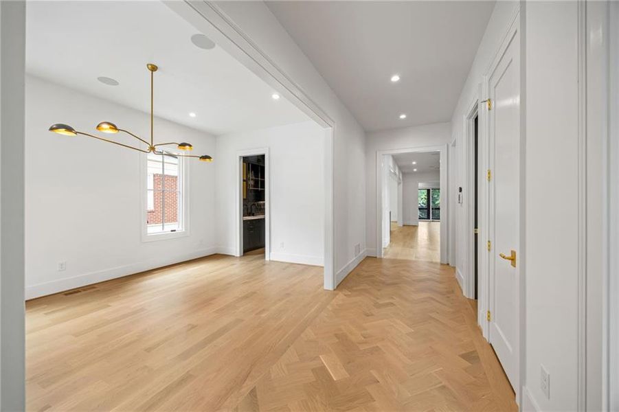 Spacious, unfurnished interior of a new home in , Atlanta (Image 27). Spacious, unfurnished interior of a new home in , Atlanta (Image 27).