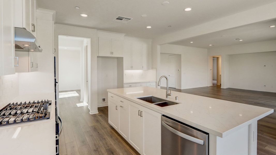 Representative furnished interior of a home built from the Residence 3003 by D.R. Horton in Havenwood, North Charleston (Image 8).